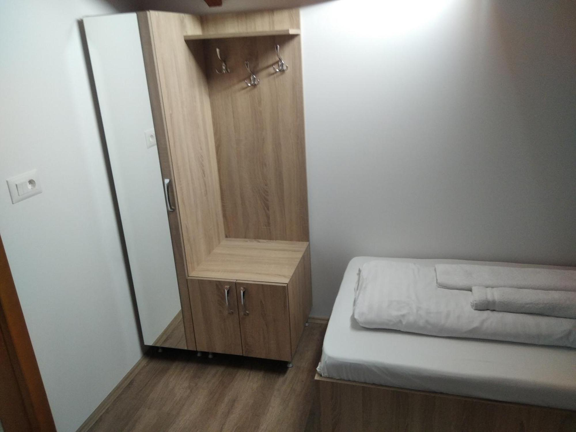 Apartments Izvor Lisine Strmosten Esterno foto