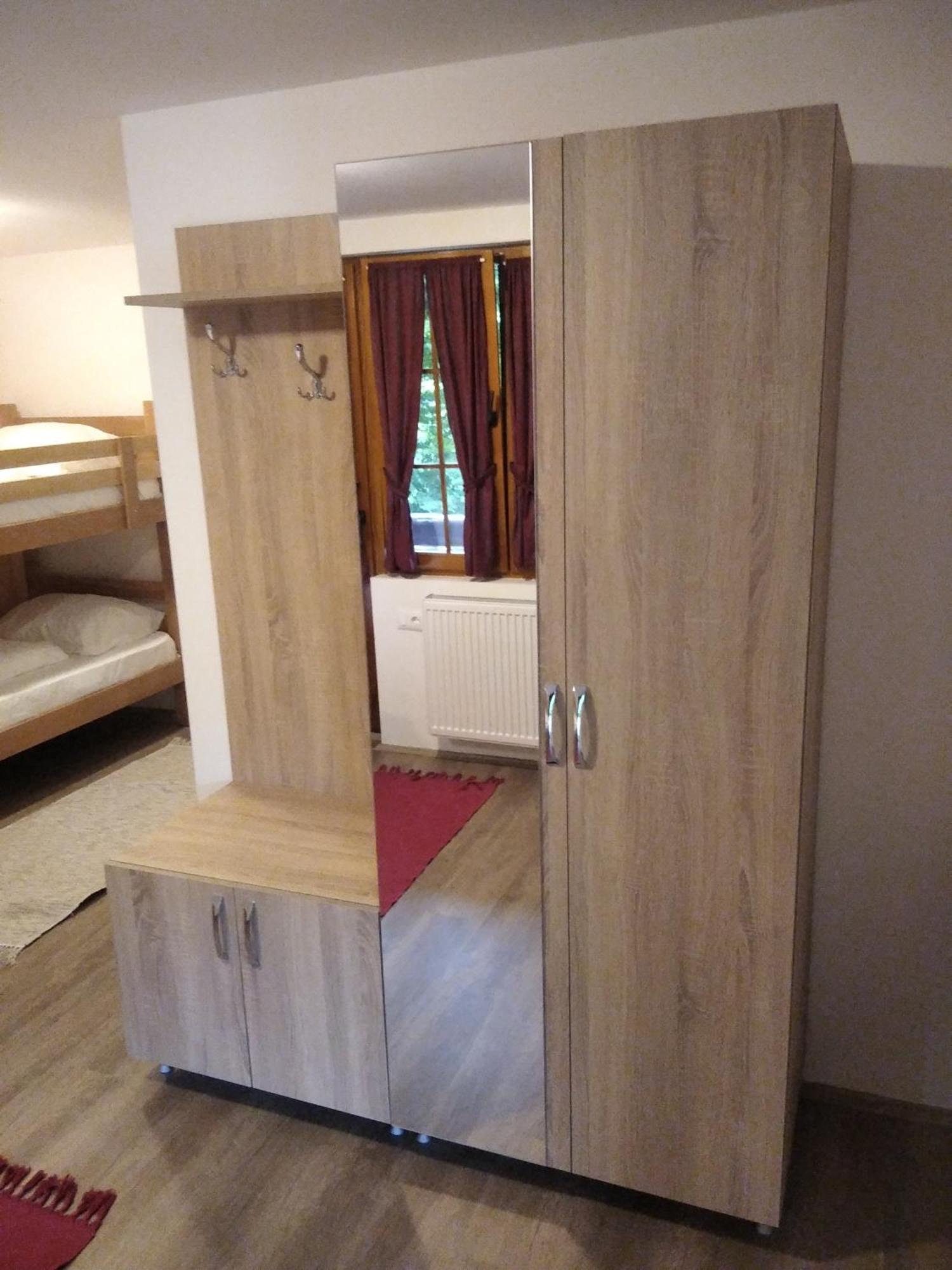 Apartments Izvor Lisine Strmosten Esterno foto