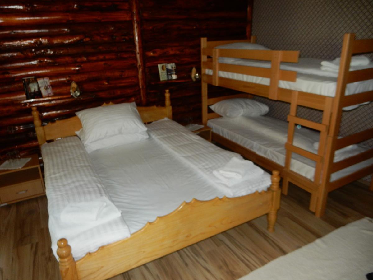 Apartments Izvor Lisine Strmosten Esterno foto